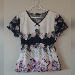 Cherokee Scrub Top ~ Med